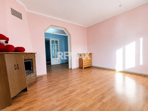 88.900 EUR