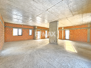 179.000 EUR
