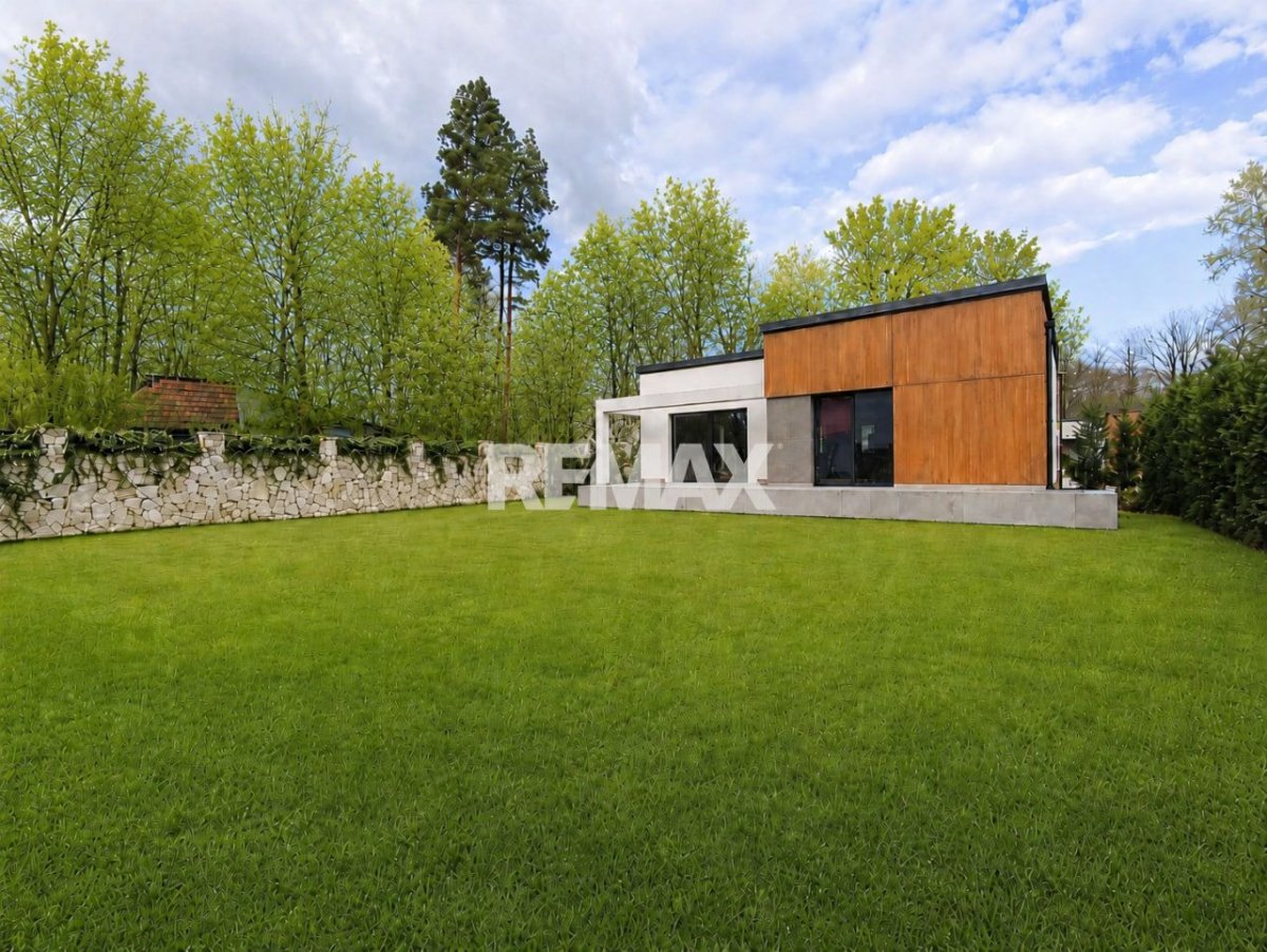 179.000 EUR