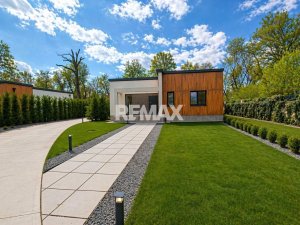 179.000 EUR