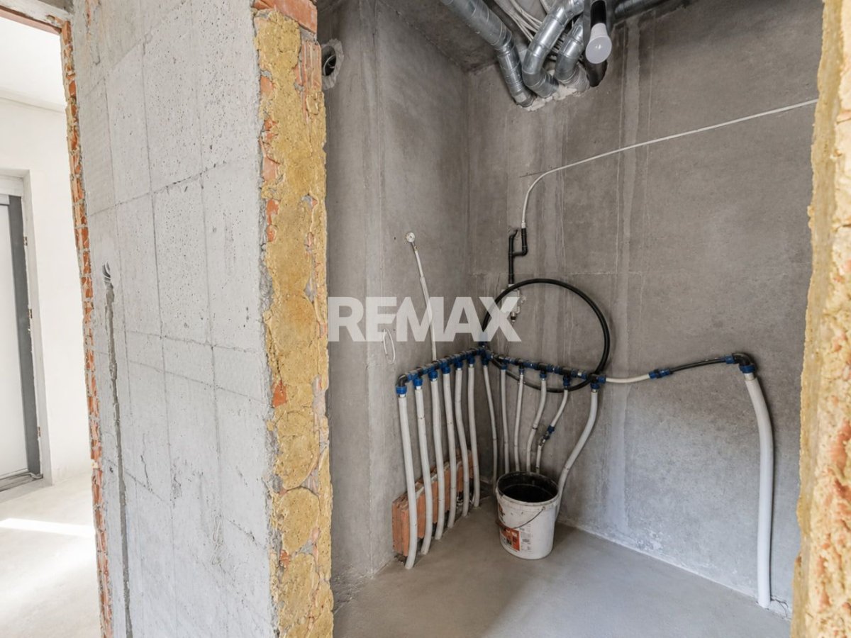 6.000 EUR
