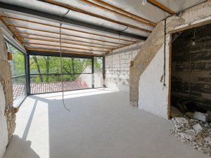 6.000 EUR