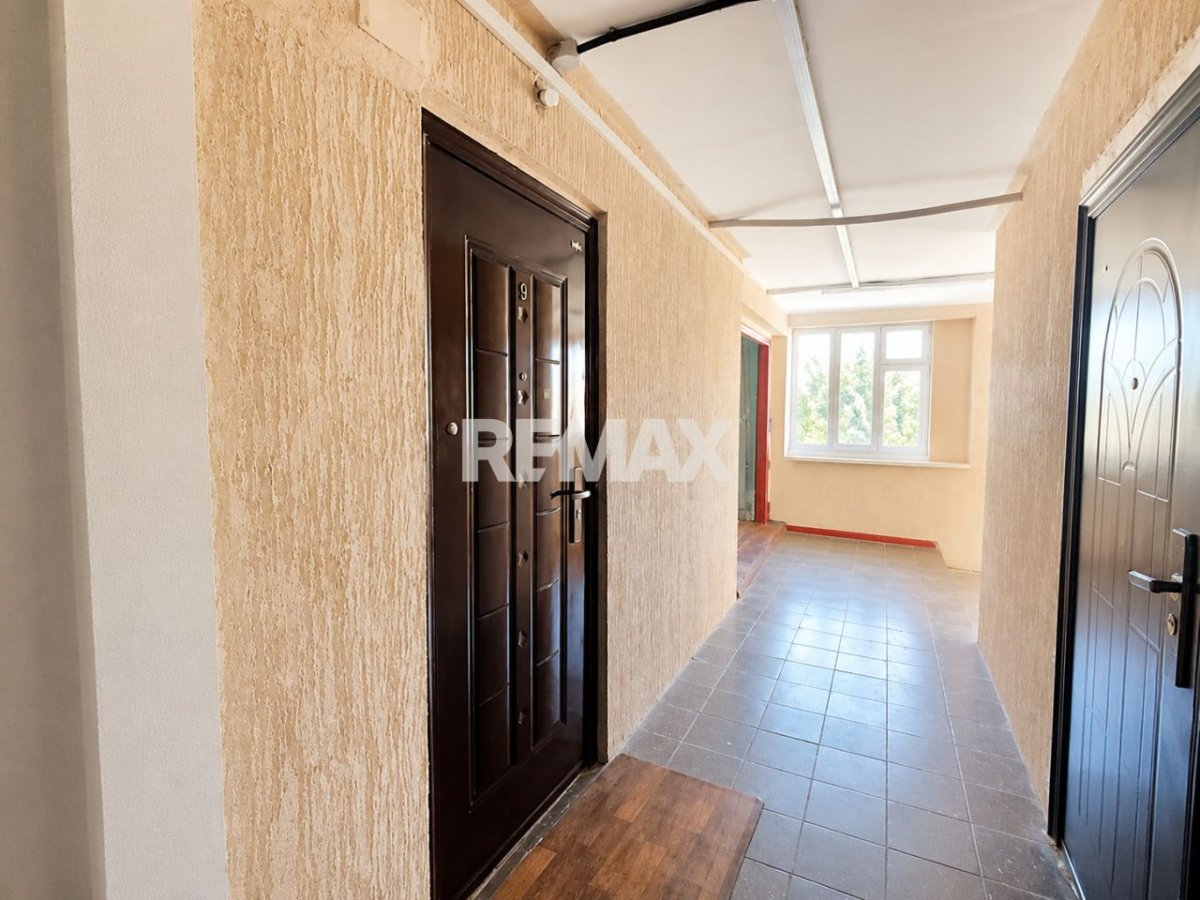 25.800 EUR