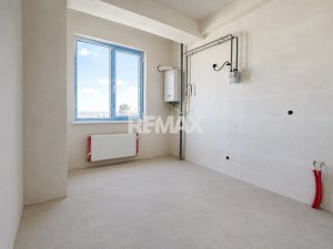 137.900 EUR