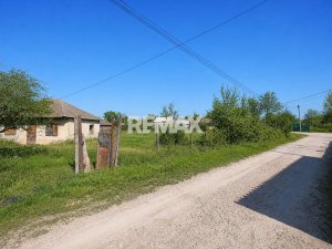 9.900 EUR