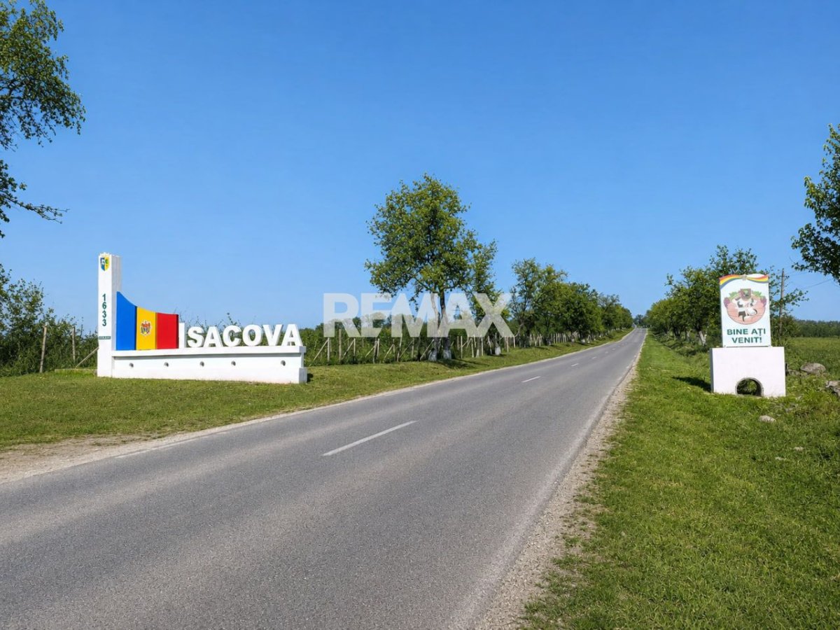 9.900 EUR