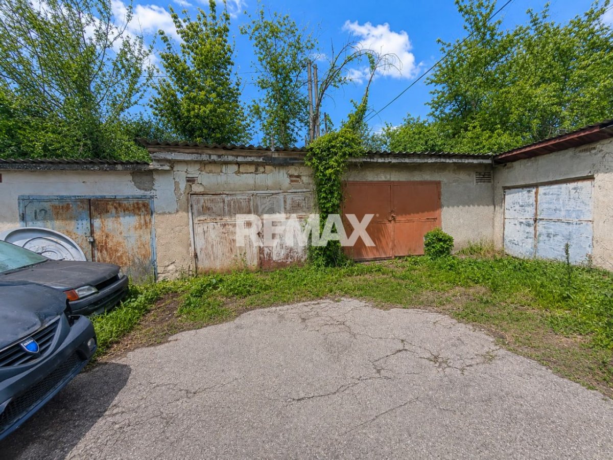 5.500 EUR