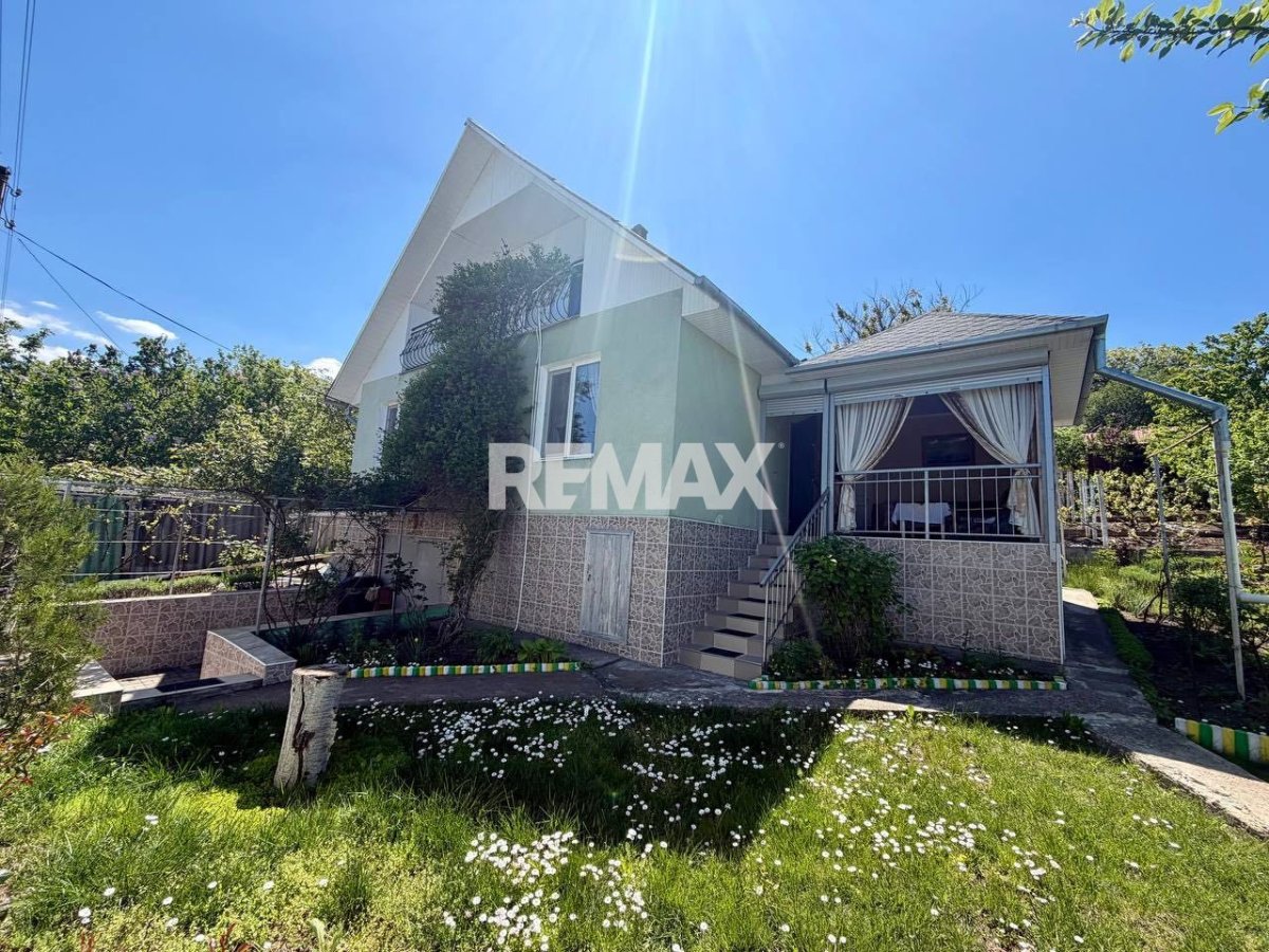 57.900 EUR