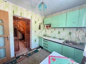 57.900 EUR