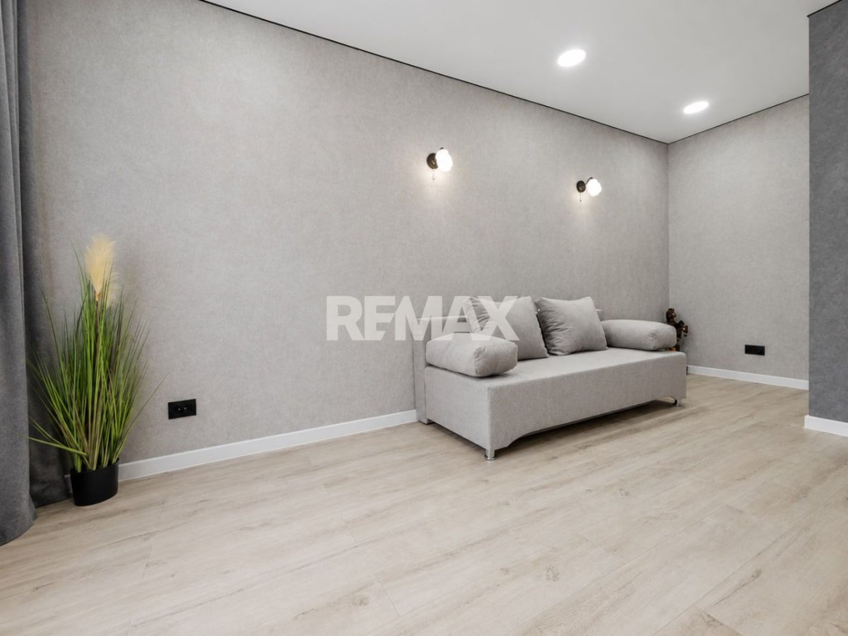 99.000 EUR