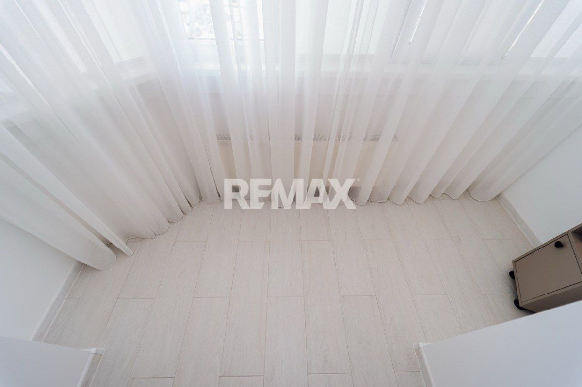 115.000 EUR