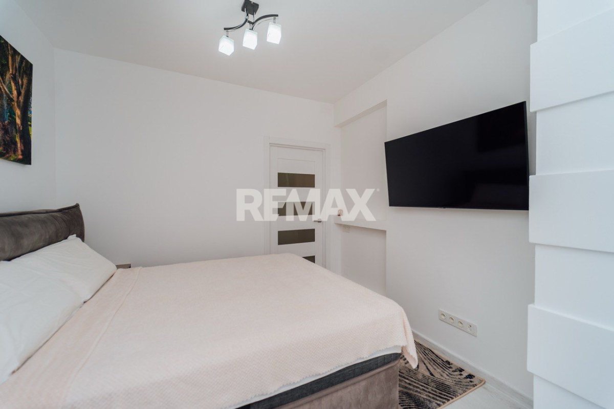 115.000 EUR