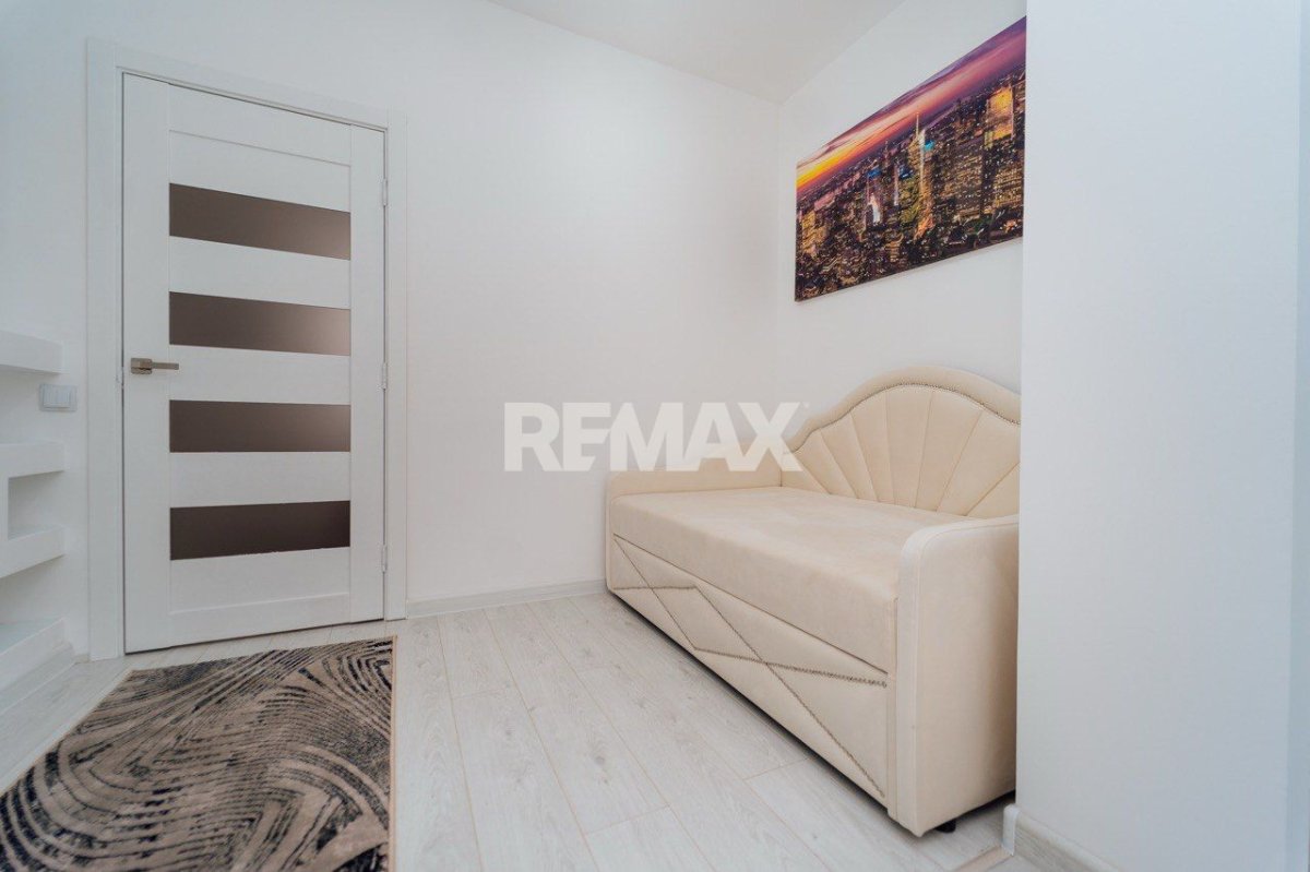 115.000 EUR