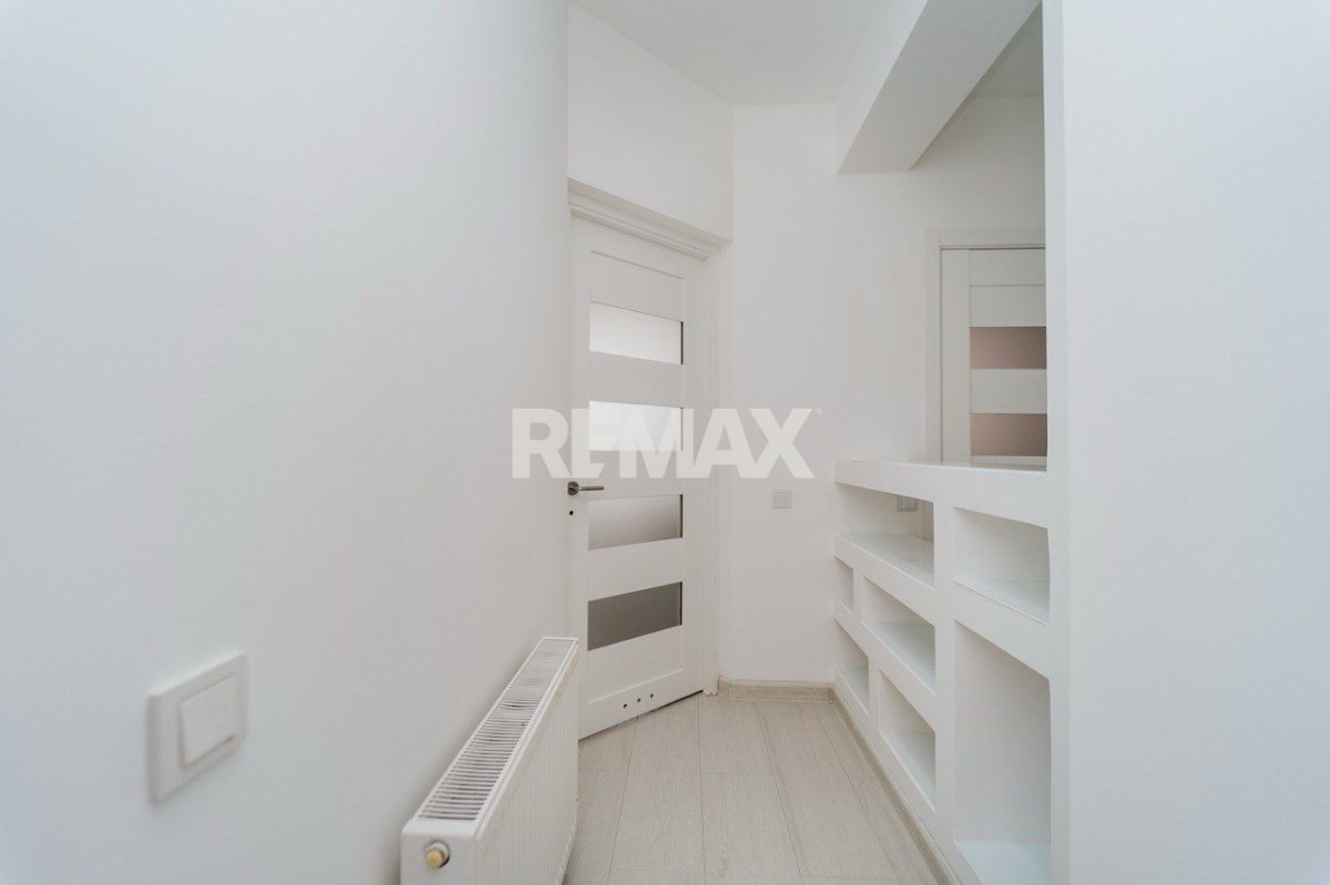 115.000 EUR