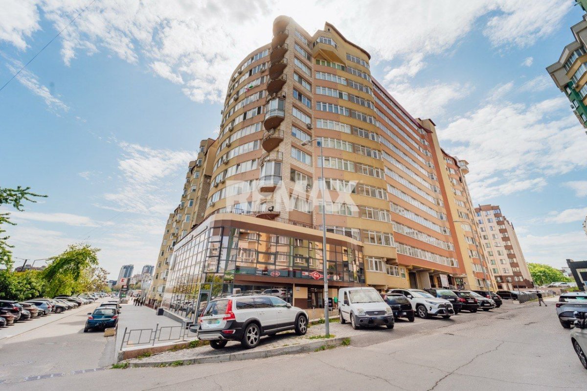 115.000 EUR