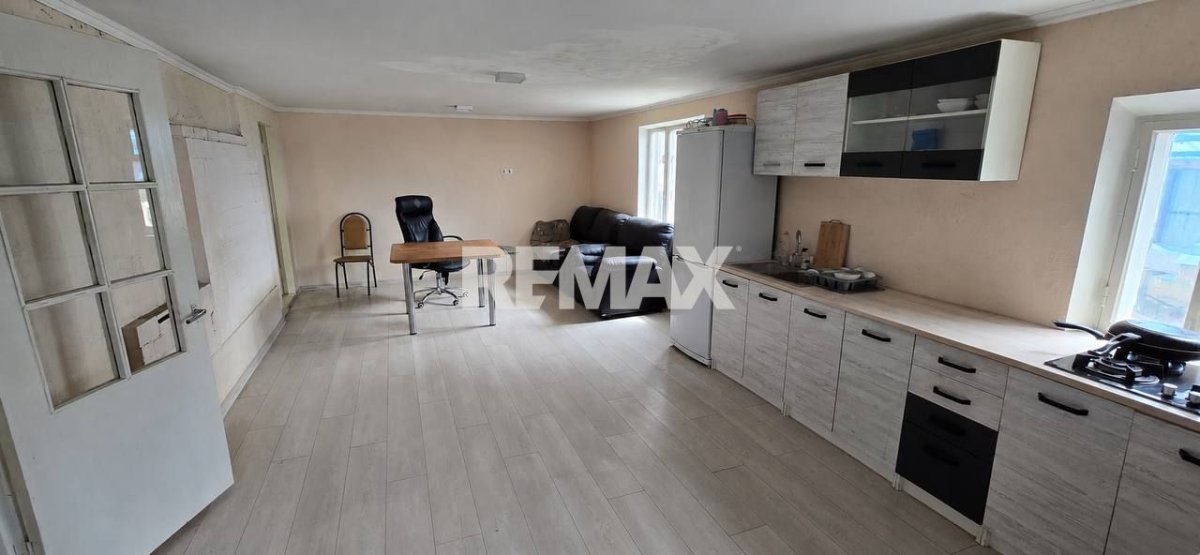 87.000 EUR