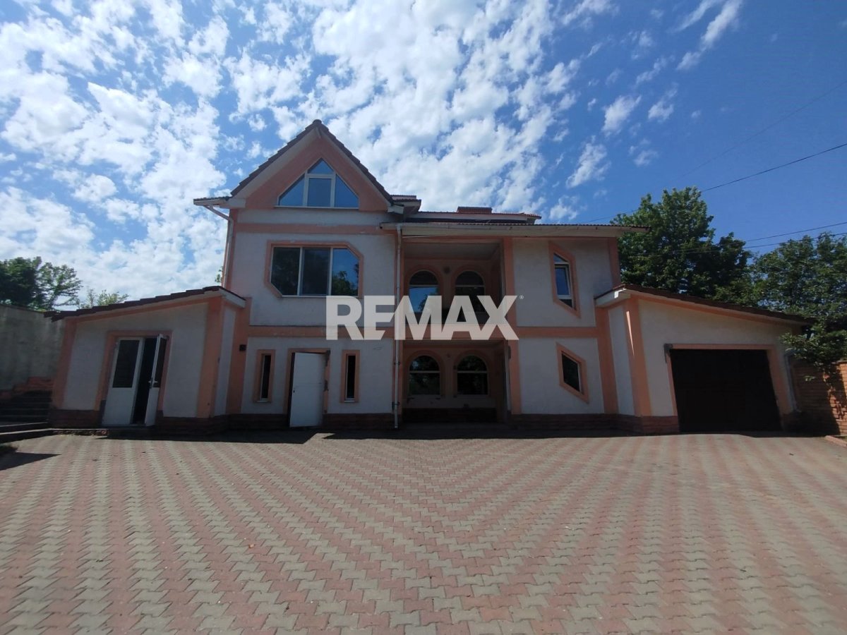 145.000 EUR
